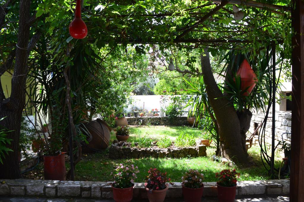 Chouchounikos Apartments Lefokastro Buitenkant foto
