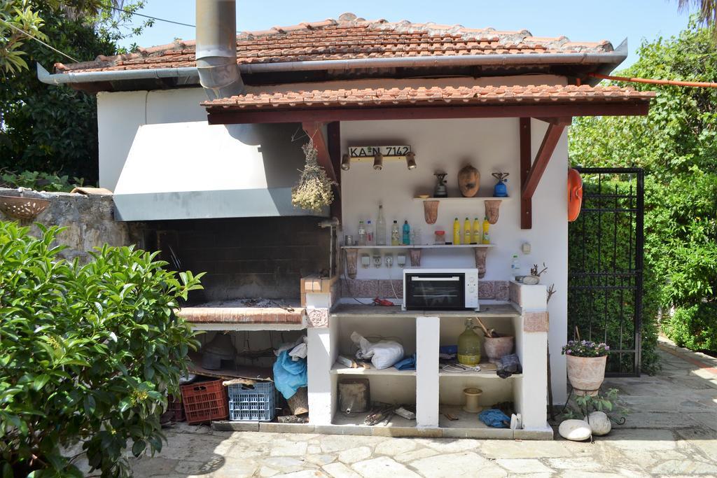 Chouchounikos Apartments Lefokastro Buitenkant foto